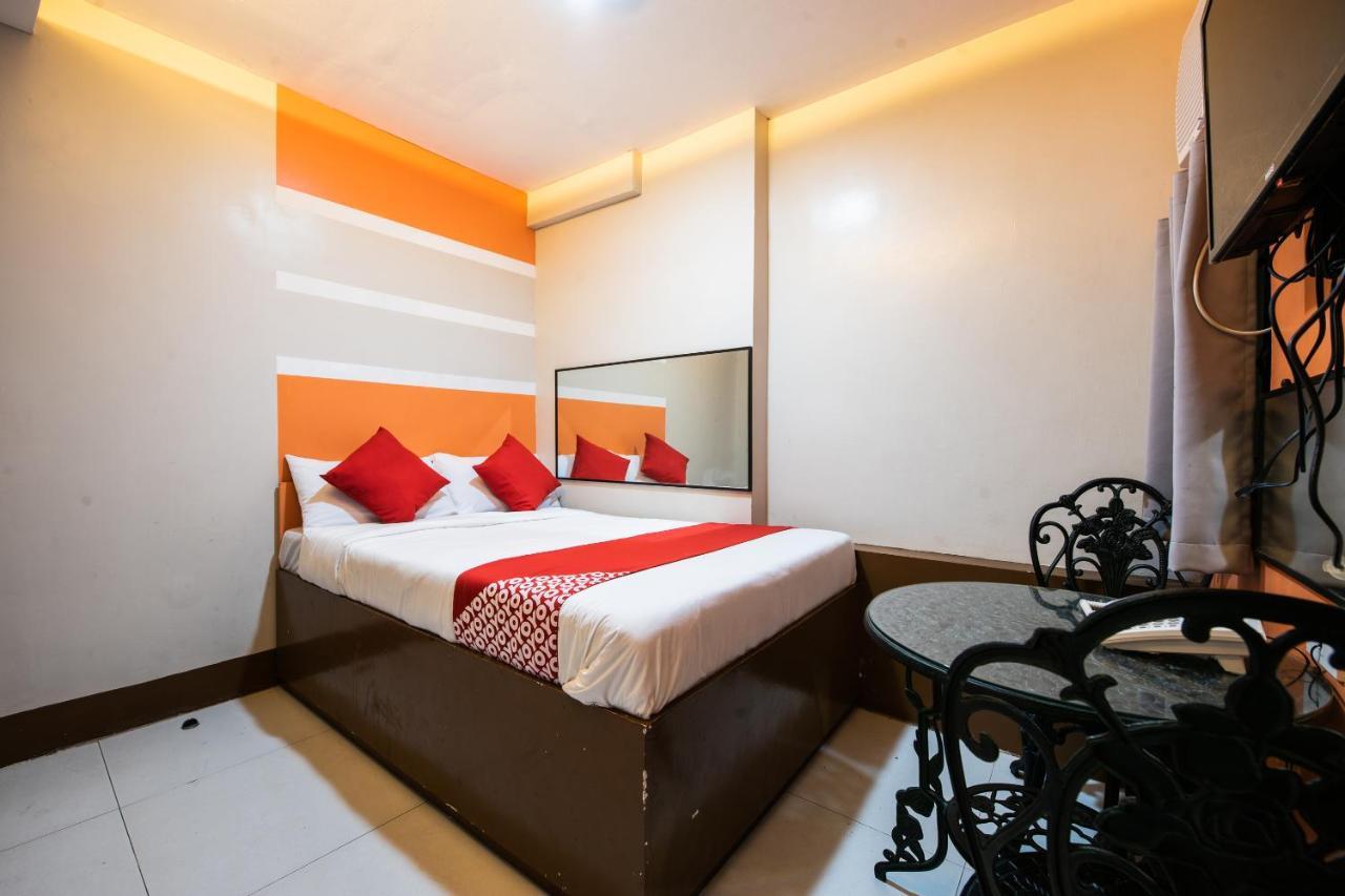 Oyo 475 Pearl Blossom Hotel Manila Eksteriør billede