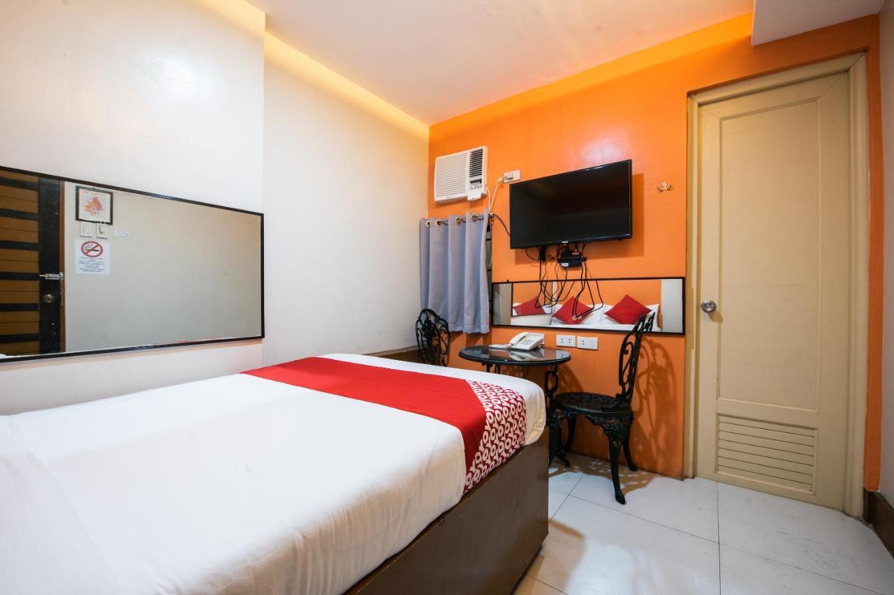 Oyo 475 Pearl Blossom Hotel Manila Eksteriør billede