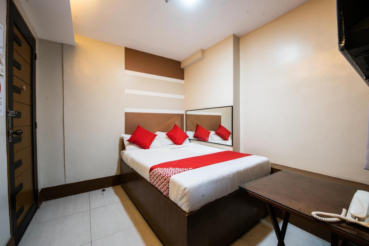 Oyo 475 Pearl Blossom Hotel Manila Eksteriør billede